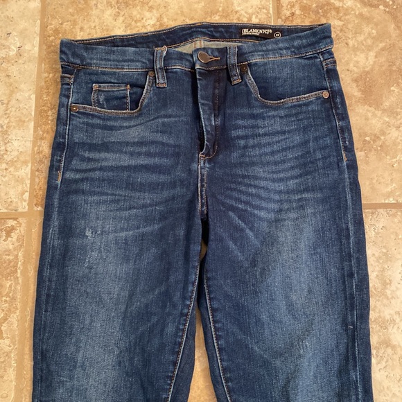 Blank NYC Mid Rise Skinny Jeans - Picture 4 of 10